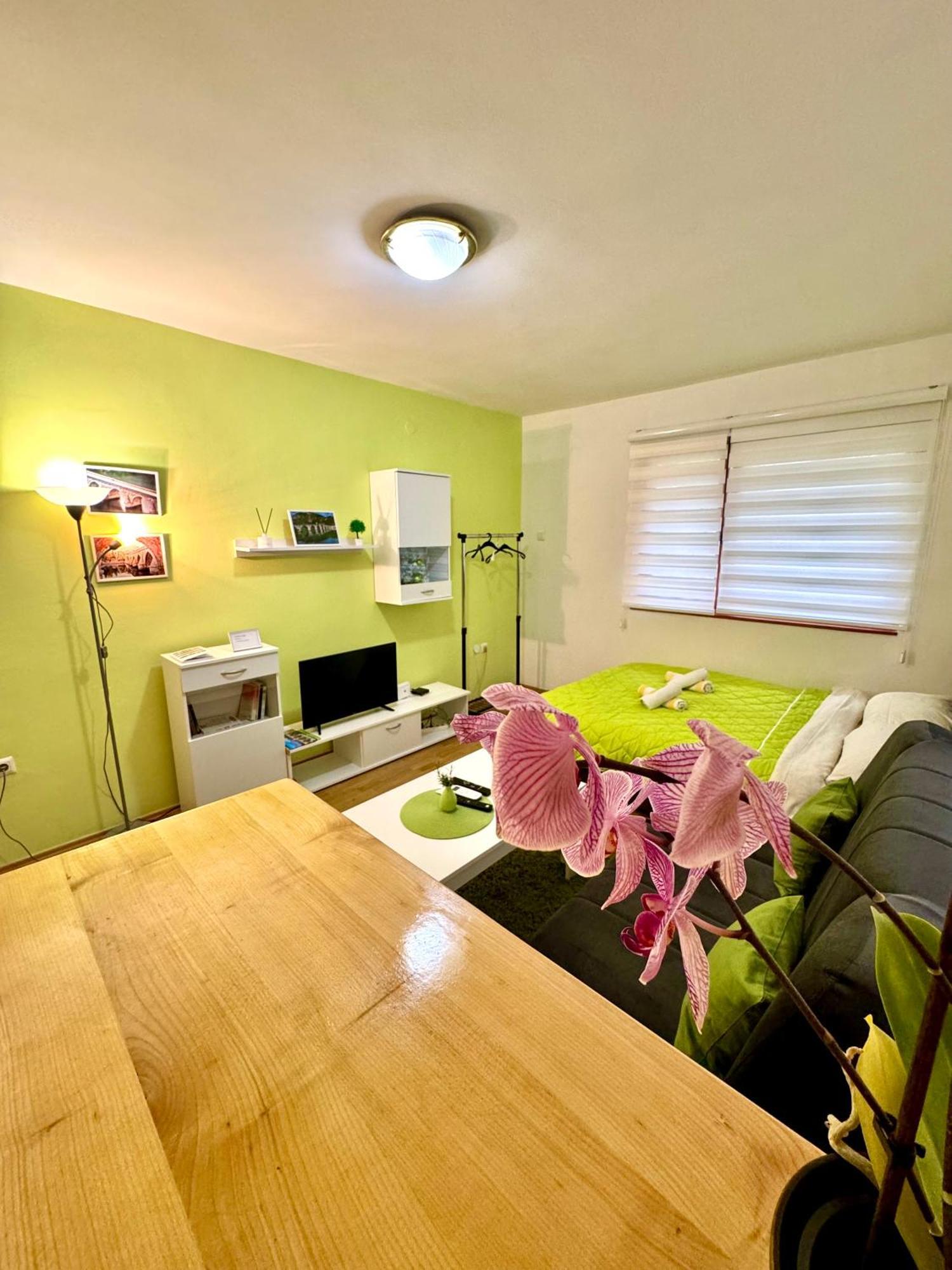 Apartman Lola Вишеград Экстерьер фото